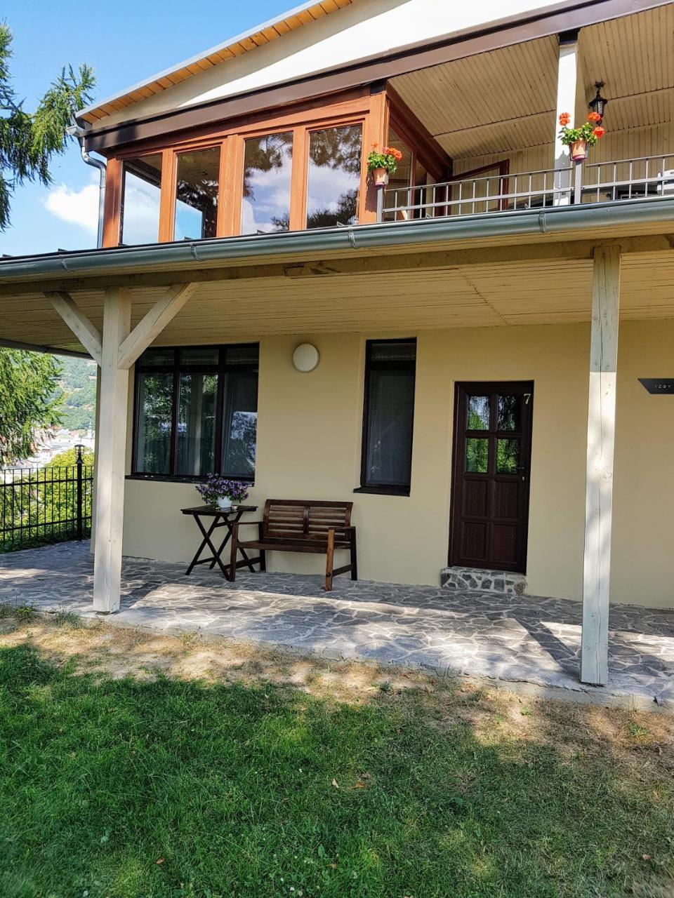 Penzion Na Kopci Banská Štiavnica Exterior foto