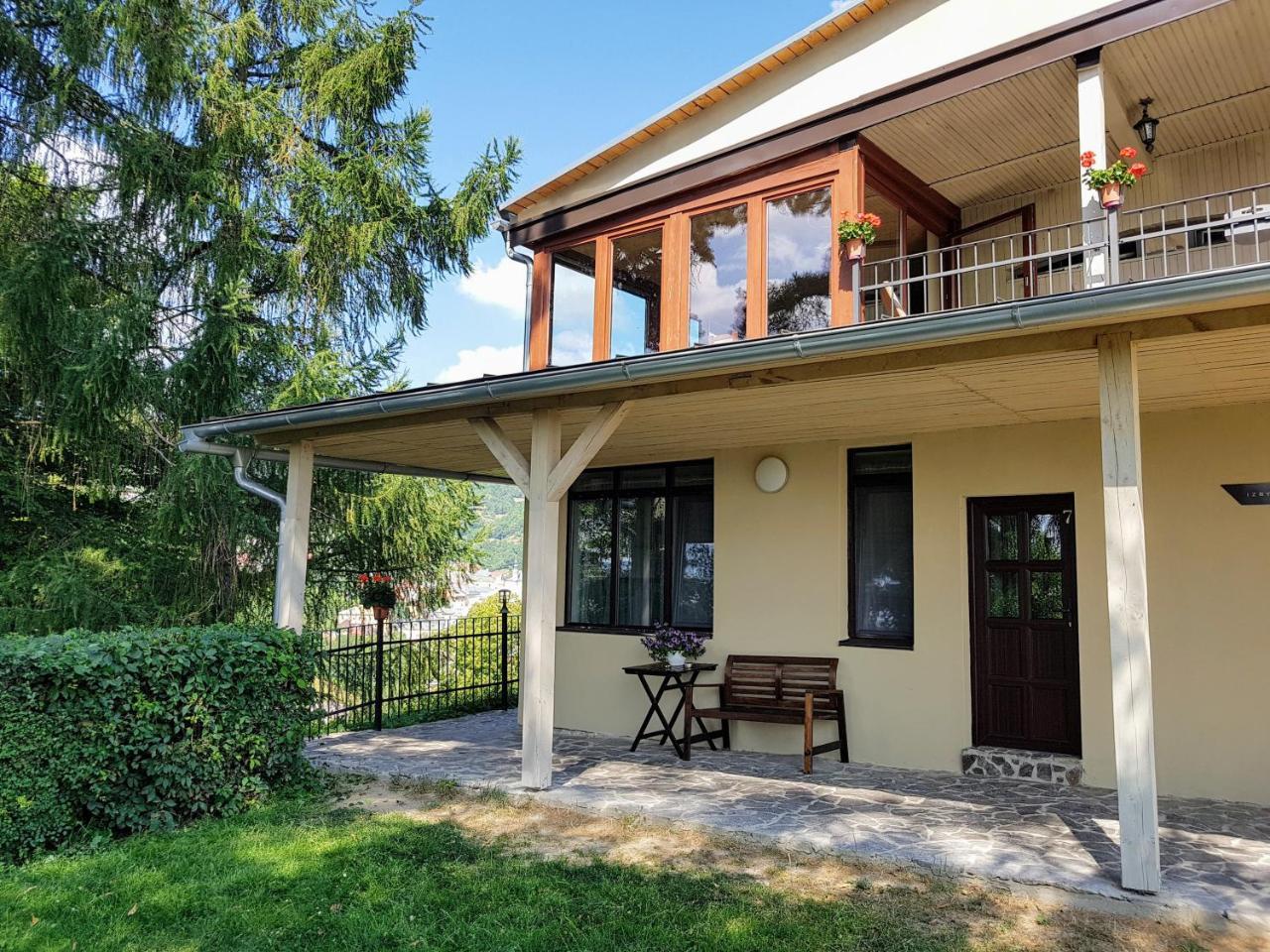 Penzion Na Kopci Banská Štiavnica Exterior foto